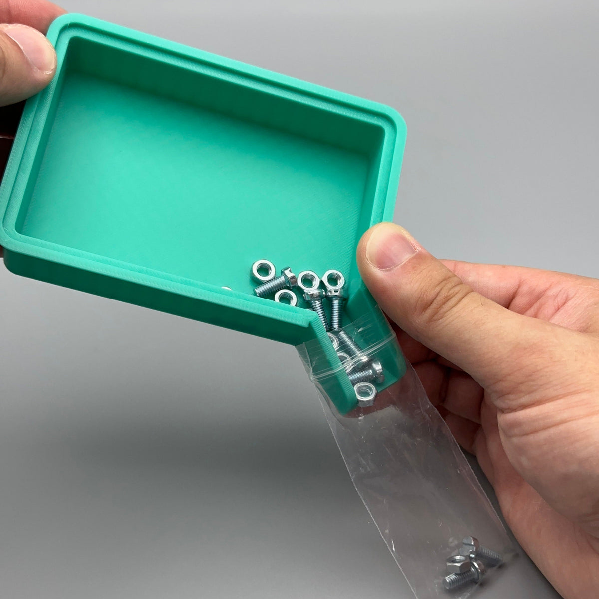 Sortierbox für Kleinmaterial | Organisation für Schrauben, Schmuck oder Kleinteile.