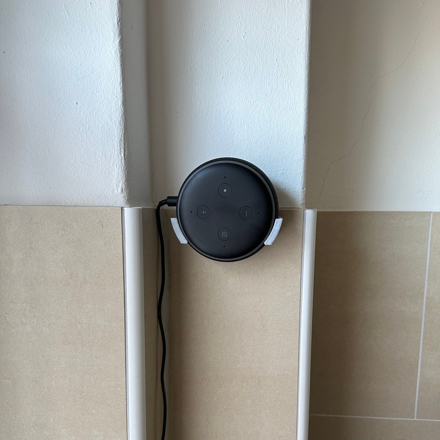 Amazon Echo Dot Gen. 3 Wandhalterung. Alexa Smart Speaker Halterung ohne bohren!