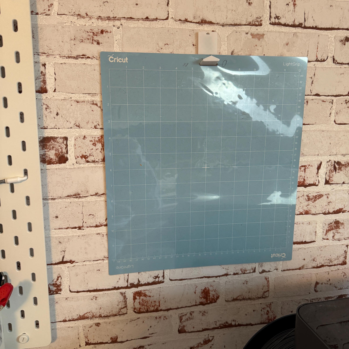 Cricut Mat Aufbewahrungshaken | Wandhalterung für Cricut Schneidematten | Organisierung für dein Cricut Maker-, Explore & Joy Zubehör