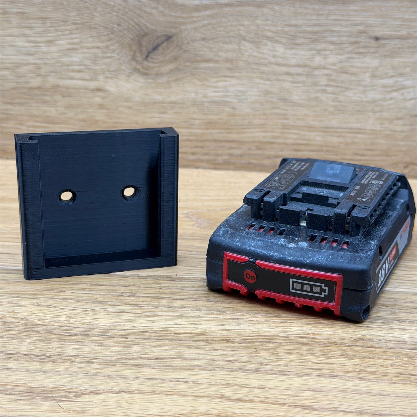 Wandhalterung für Bosch 18V Akkus