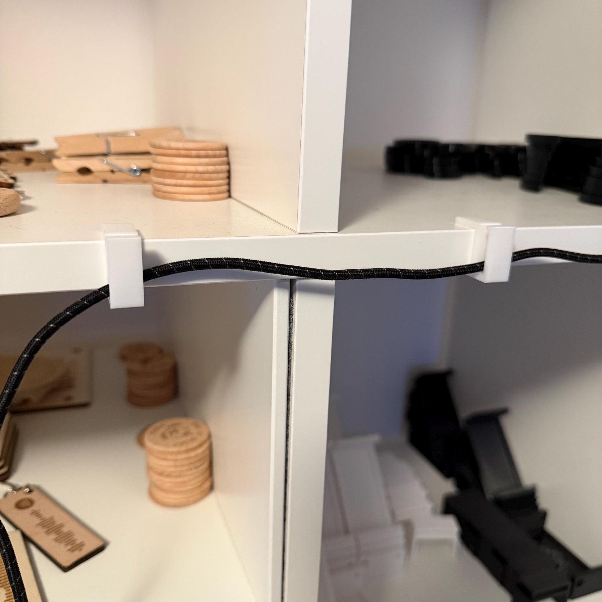 IKEA Kallax Kabel Clips - für innere Regalböden