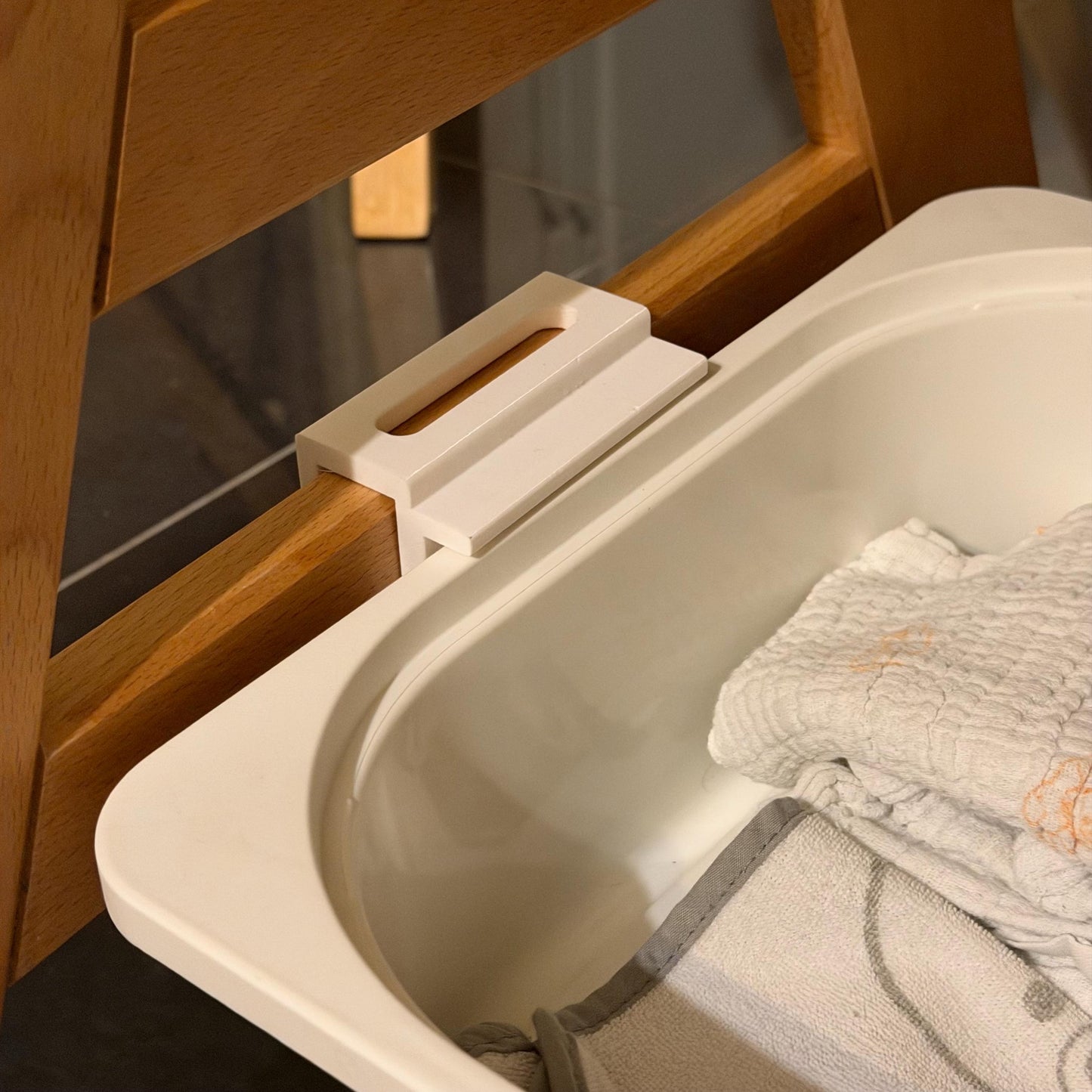 Adapter für Hauck Alpha / Beta | IKEA Trofast Box Halterung | Stauraum-Erweiterung für Hochstuhl